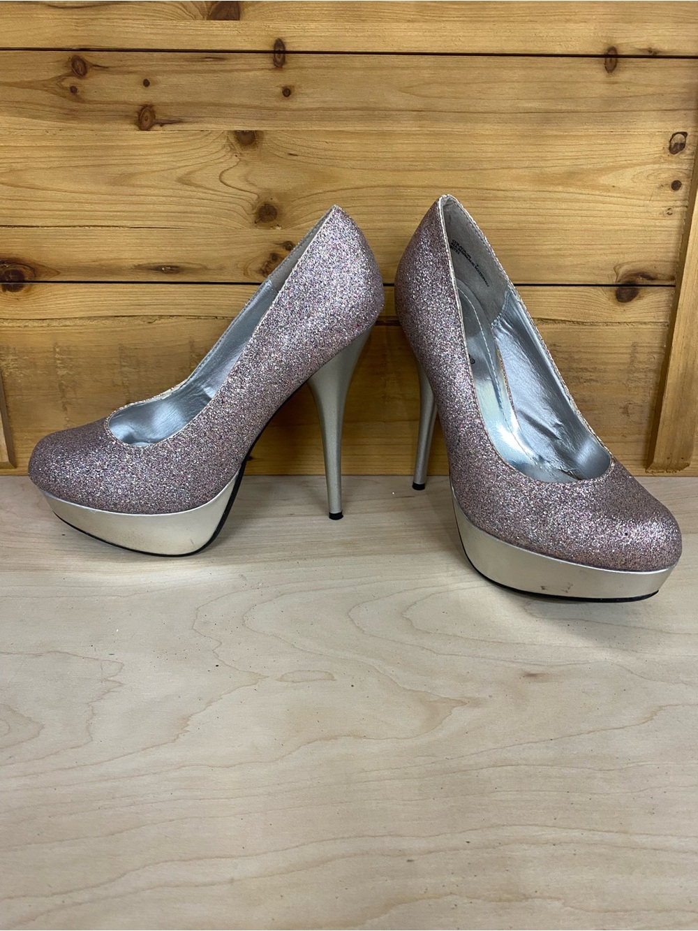 QUPID Sparkling Pink Platform High Heel Pumps~ NWOT